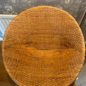 Mid-century rattan lounge chair - Image 3