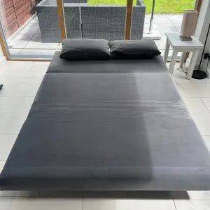 Small compact grey sofa bed - Image 4