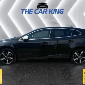 2019 Volvo V40 2.0 T2 R-Design Edition Euro 6 (s/s) 5dr Hatchback - Image 5