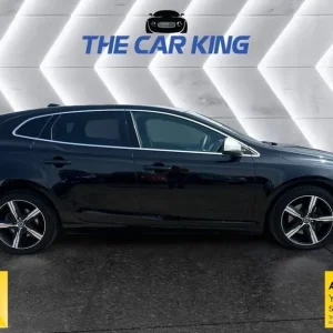 2019 Volvo V40 2.0 T2 R-Design Edition Euro 6 (s/s) 5dr Hatchback - Image 7
