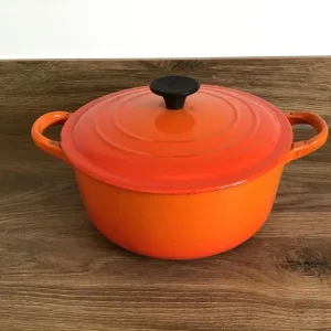 Le Creuset 20-inch casserole dish orange