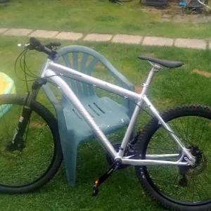 Specialized rock hopper mountain bike