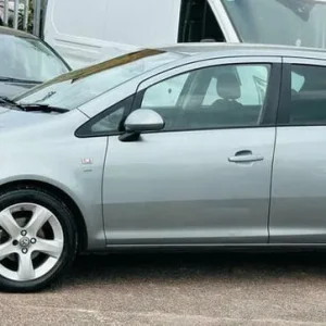 2014 Vauxhall Corsa 1.4 16V SXi Euro 5 5-door hatchback petrol manual - Image 5