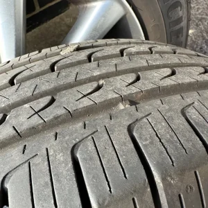 Toyota 17” Alloy Wheels with Tyres – Set of 4 - Image 4