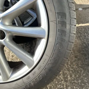 Toyota 17” Alloy Wheels with Tyres – Set of 4 - Image 6