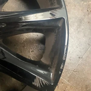 Toyota Aygo mk2 alloy wheel - Image 4