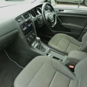 Volkswagen Golf 1.5 TSI EVO 150 5-door DSG Auto - Image 2
