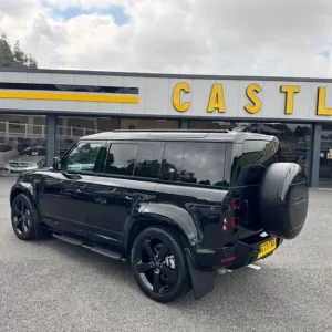 2023 Land Rover Defender D300 X Dynamic HSE MHEV in Santorini Black - Image 5