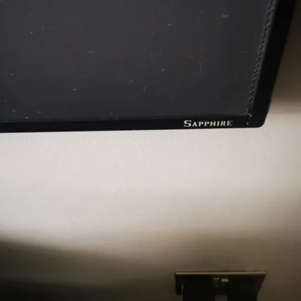 Sapphire Alr 100 inch screen