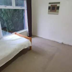 Single room available in Knowle Road