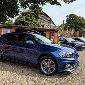 VOLKSWAGEN POLO 1.0 TSI R-LINE EURO 6 (s/s) 5DR 2019 - Image 3