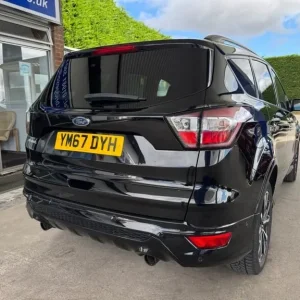 2018 Ford Kuga 1.5 TDCI ST-Line 5-door SUV - Image 3