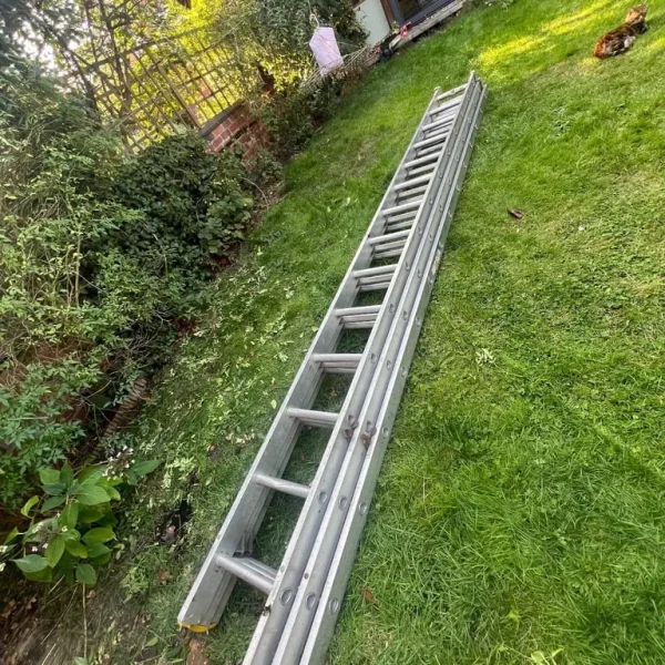 triple extension ladder