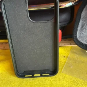 Quad lock case for iPhone 14 Pro Max - Image 2