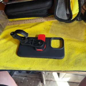 Quad lock case for iPhone 14 Pro Max - Image 3