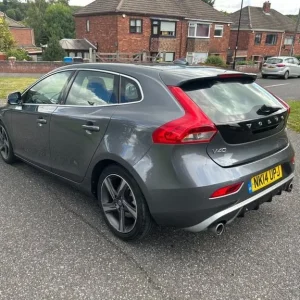2014 Volvo V40 R-Design Nav Hatchback 5-door Diesel Manual - Image 5