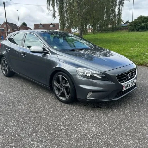 2014 Volvo V40 R-Design Nav Hatchback 5-door Diesel Manual