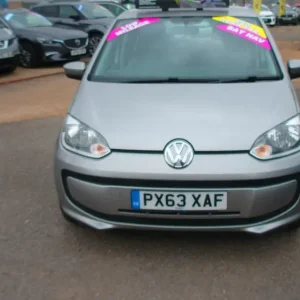 2014 Volkswagen Move Up 1.0 5-Door Petrol - Image 2