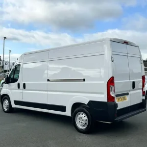 2021 Peugeot Boxer 2.2 BlueHDi 435L3H2 Panel Van - Image 8