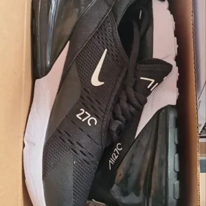 Ladies shoes