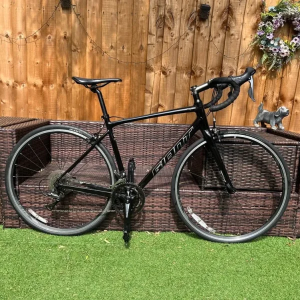 Giant Contend 2 road bike