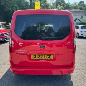2022 Ford Grand Tourneo Connect 1.5 EcoBlue Titanium MPV 5-door Diesel Manual - Image 3