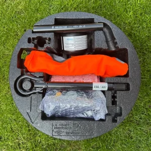 Renault Clio MK4 2012–2019 Tyre Repair Kit with Foam Holder