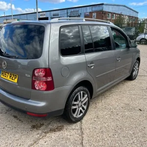 2007 Volkswagen Touran 1.9 TDI SE 5-door MPV Diesel Manual - Image 5