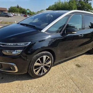 2017 Citroen C4 Grand Picasso 1.6 BlueHDi Flair Diesel Manual 5-seater MPV - Image 5