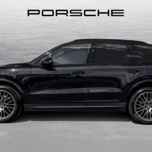 2022 Porsche Cayenne V6 Platinum Edition Estate Petrol Automatic - Image 8