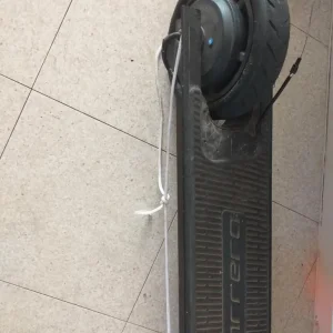 Carrera Impel IS-1 Electric Scooter - Image 3