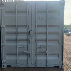 Refurbished 20ft Shipping Containers – Light Grey, Dark Grey, Blue - Image 6