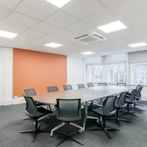 Furnished office spaces for 5 to 50 people - Image 5