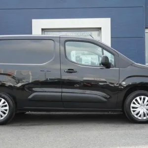 2021 Peugeot Partner 1.5 BlueHDi 1000 Professional Standard Panel Van SWB Euro 6 - Image 5