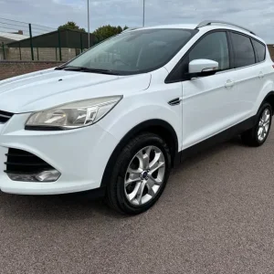 2014 Ford Kuga 2.0 TDCi 163 Titanium 5-door Hatchback Diesel Manual - Image 3