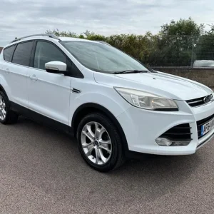 2014 Ford Kuga 2.0 TDCi 163 Titanium 5-door Hatchback Diesel Manual - Image 4
