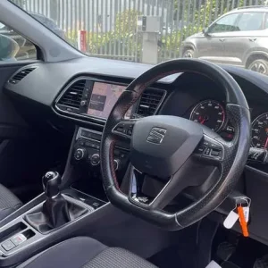 2018 SEAT Leon 1.4 TSI 125 FR Tech 5-door Estate Petrol Manual - Image 6