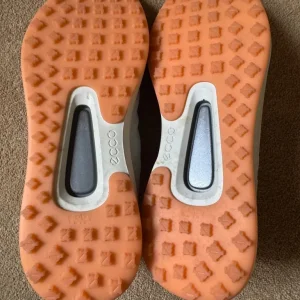 Ladies Ecco golf shoes UK size 5.5 - Image 5