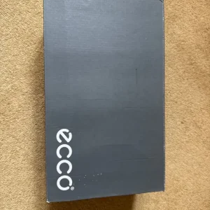 Ladies Ecco golf shoes UK size 5.5 - Image 7
