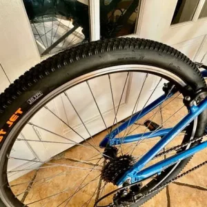Apollo Phase junior bike 27.5 wheels 14 inch frame - Image 4