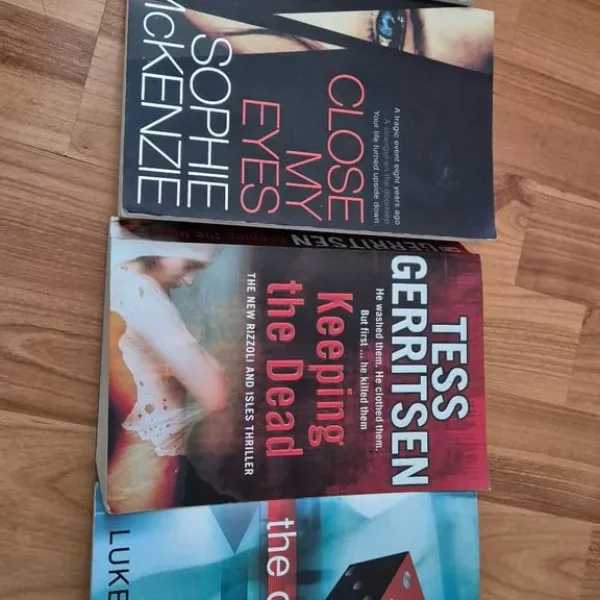 Crime and thriller books