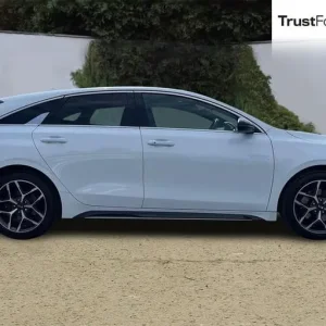2021 Kia Pro Ceed 1.5T GDi ISG GT-Line 5-door - Image 3