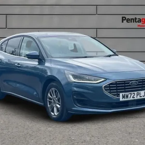 Ford Focus 1.0t Ecoboost Titanium Hatchback 5-door Petrol Manual