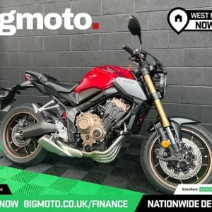2023 Honda CB650R Red, 1800 miles, one owner