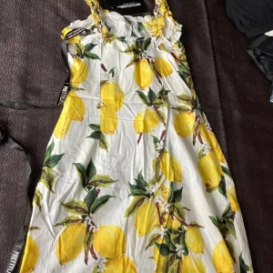 Girls' dresses in size 4, xs - Image 2