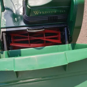 Atco Windsor 14s electric cylinder lawnmower - Image 6