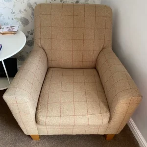 2 arm chairs