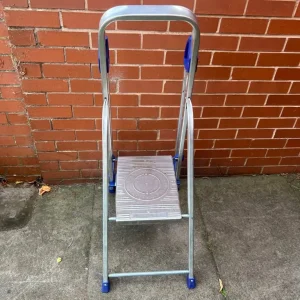 Werner High Handrail Stepladder 2 Tread - Image 3