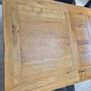 6-8 extendable dining table and 4 chairs - Image 6