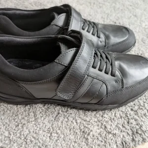New school shoes - Image 2
